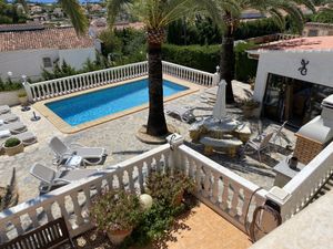 23017127-Ferienhaus-8-Calp-300x225-1