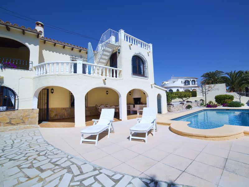 23845803-Ferienhaus-4-Calp-800x600-0