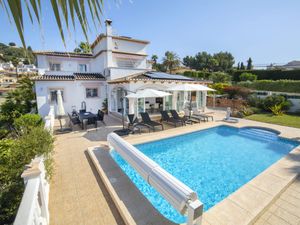 23858747-Ferienhaus-8-Calp-300x225-0