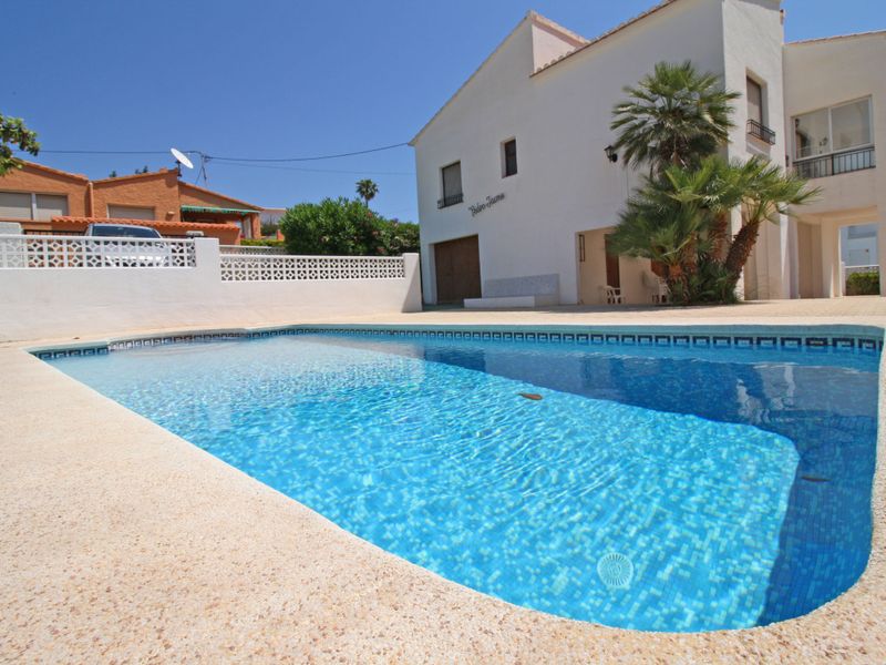 23859757-Ferienhaus-6-Calp-800x600-0