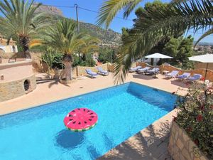 22389735-Ferienhaus-8-Calp-300x225-4