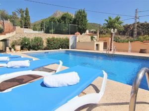 22390023-Ferienhaus-6-Calp-300x225-3