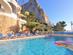 22389171-Ferienhaus-6-Calp-300x225-0