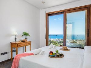 23528866-Ferienhaus-8-Calp-300x225-3