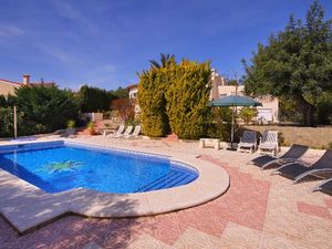 23528892-Ferienhaus-6-Calp-300x225-3