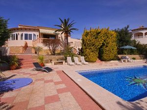 23528892-Ferienhaus-6-Calp-300x225-4