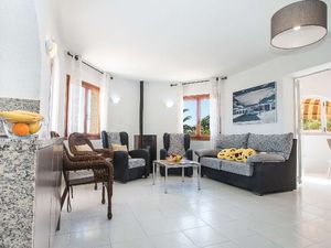 23528875-Ferienhaus-8-Calp-300x225-2