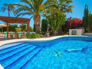 23528875-Ferienhaus-8-Calp-300x225-3