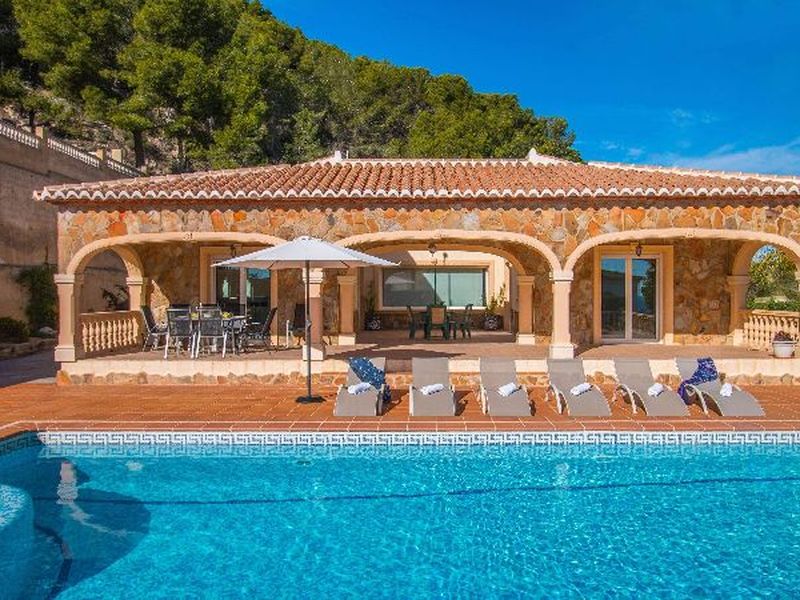 23528898-Ferienhaus-8-Calp-800x600-0