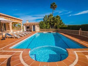 23528898-Ferienhaus-8-Calp-300x225-2