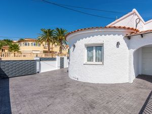 23528902-Ferienhaus-7-Calp-300x225-2