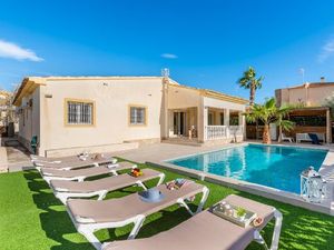 23528905-Ferienhaus-10-Calp-300x225-0