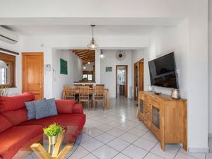 23528911-Ferienhaus-6-Calp-300x225-4