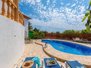 23528946-Ferienhaus-8-Calp-300x225-3