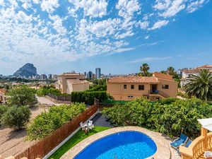 23528946-Ferienhaus-8-Calp-300x225-4