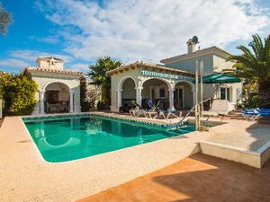 23528940-Ferienhaus-6-Calp-300x225-1