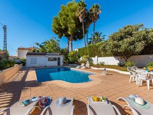 23528938-Ferienhaus-8-Calp-300x225-3