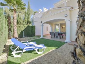 23528956-Ferienhaus-6-Calp-300x225-3