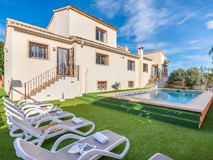 23528957-Ferienhaus-8-Calp-300x225-1