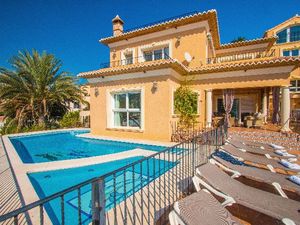 23528975-Ferienhaus-10-Calp-300x225-0