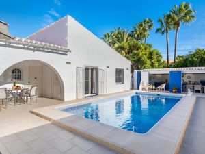 23528977-Ferienhaus-6-Calp-300x225-1