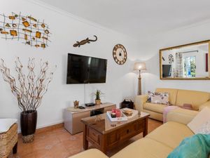 23528977-Ferienhaus-6-Calp-300x225-5