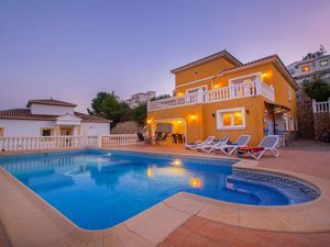 23528986-Ferienhaus-8-Calp-300x225-0