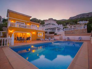 23528986-Ferienhaus-8-Calp-300x225-1