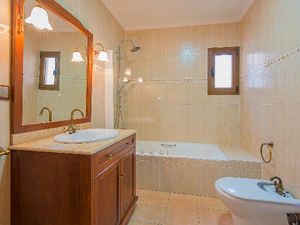 23671675-Ferienhaus-8-Calp-300x225-4