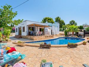 23703814-Ferienhaus-8-Calp-300x225-1