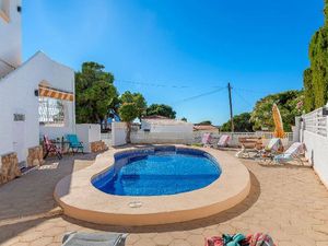 23914728-Ferienhaus-8-Calp-300x225-5