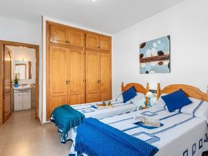 23967313-Ferienhaus-8-Calp-300x225-5