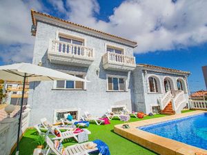 23977097-Ferienhaus-16-Calp-300x225-5