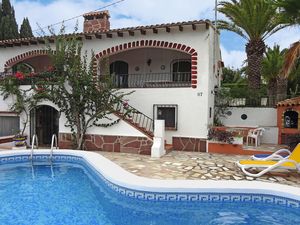 23289964-Ferienhaus-4-Calp-300x225-0