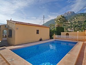 23841449-Ferienhaus-4-Calp-300x225-0