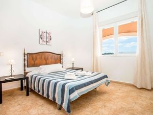 23528937-Ferienhaus-24-Calp-300x225-5