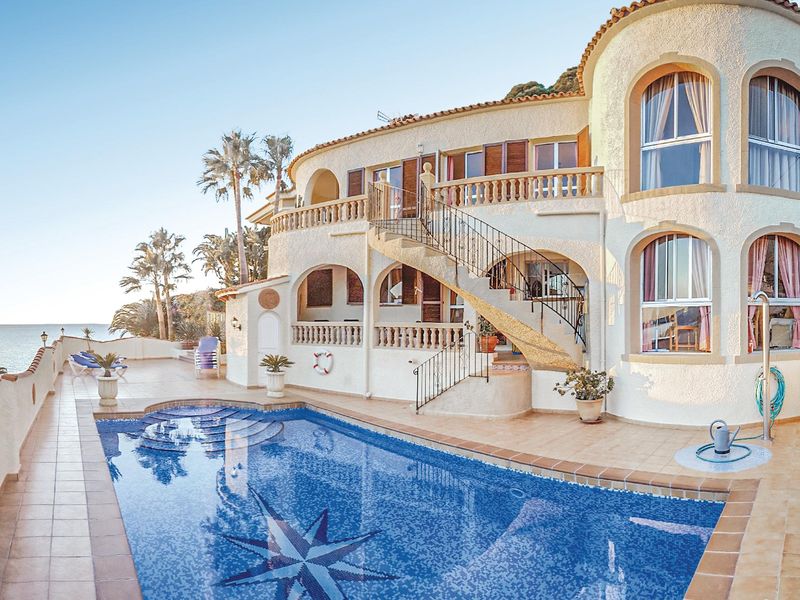 23722376-Ferienhaus-16-Calp-800x600-0