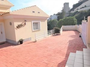 22389995-Ferienhaus-6-Calp-300x225-0