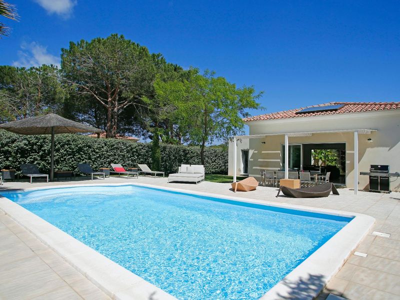 23982241-Ferienhaus-6-Calvi-800x600-0