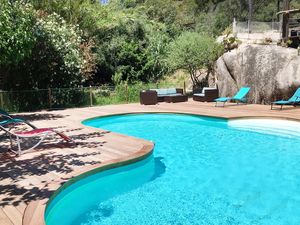 23738660-Ferienhaus-8-Calvi-300x225-3