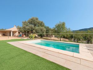 23548752-Ferienhaus-6-Calvia-300x225-1