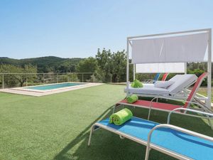 23548752-Ferienhaus-6-Calvia-300x225-3