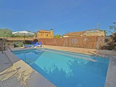 PoolOfHouse