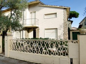 23548622-Ferienhaus-8-Camaiore-300x225-3