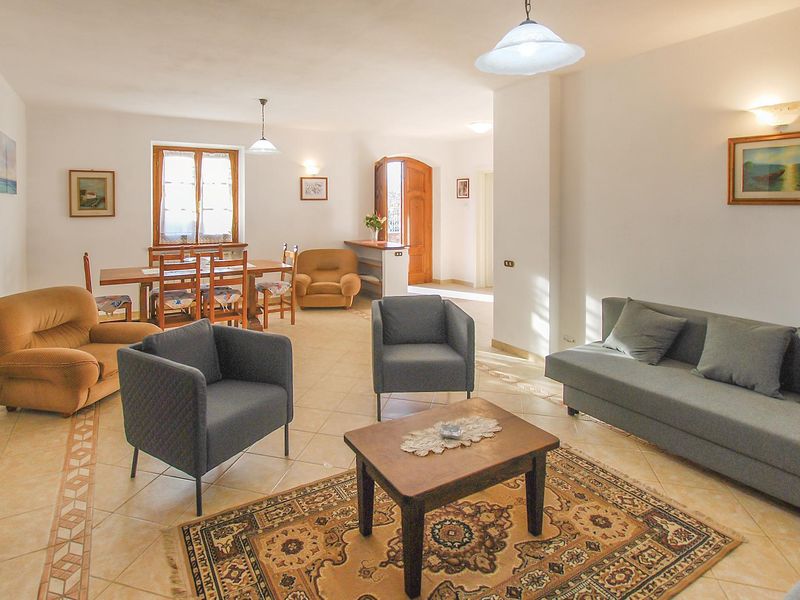 23739742-Ferienhaus-8-Camaiore-800x600-2