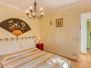 23729110-Ferienhaus-4-Camaiore-300x225-3