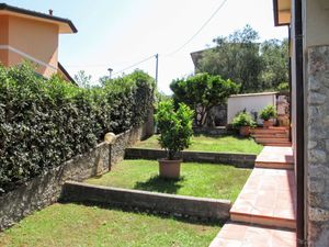 23849371-Ferienhaus-10-Camaiore-300x225-4