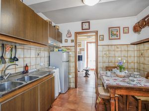 24048241-Ferienhaus-4-Camaiore-300x225-3