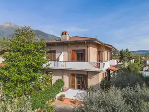 Ferienhaus für 5 Personen (200 m²) in Camaiore