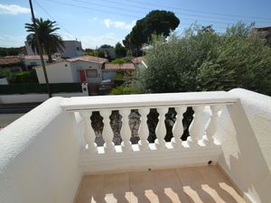 23861227-Ferienhaus-6-Cambrils-300x225-2